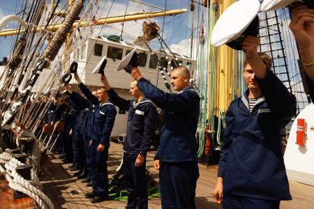 Получение задолженности для моряков